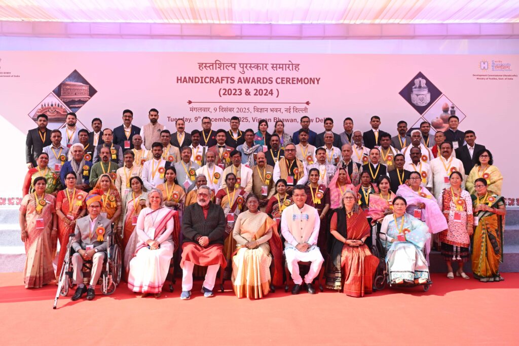 President Droupadi Murmu confers Nationa...
